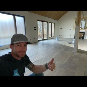 Meet your Posher, Jonathan